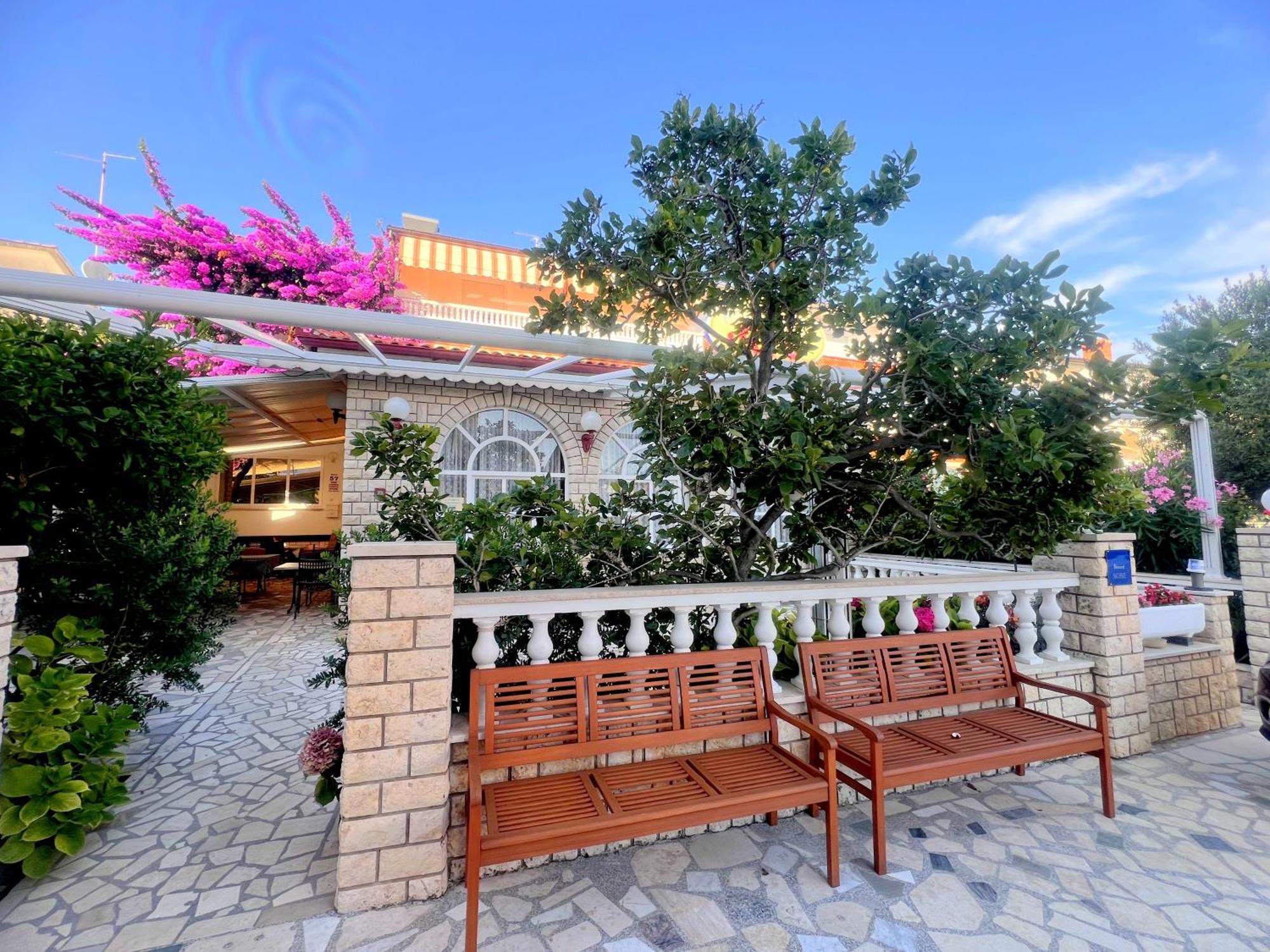 Bed & Breakfast Rab Palit Buitenkant foto